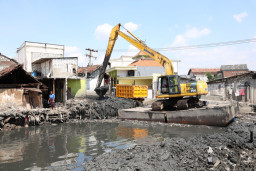 Cari Titik Temu Lebar Sungai Kalianak, Pemkot Surabaya Kedepankan Musyawarah
