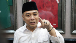 Wali Kota Eri Minta Warga Surabaya Menunda Perjalanan ke Luar Negeri