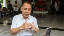 Wali Kota Eri Targetkan Seluruh Kendaraan Operasional Pemkot Surabaya Beralih ke Listrik untuk Hemat BBM