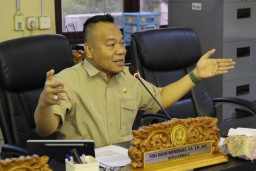 DPRD Surabaya Kecam Keras Dugaan Penipuan Lowongan Kerja oleh Oknum Mantan Camat