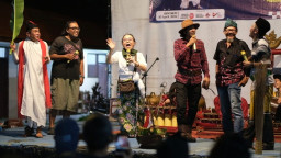 Hidup Harus Berbagi Jangan Serakah
