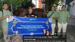 Wujud Kepedulian Sosial, PAM Surya Sembada Salurkan 13 Ekor Sapi Kurban untuk Warga Kota Surabaya
