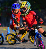 Gandeng AWS, Bineka Pushbike Indonesia Gelar Latihan Bareng di Surabaya
