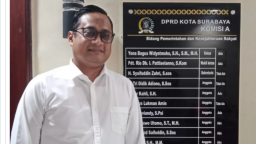 DPRD Surabaya Dukung Penertiban PKL, Minta Pemkot Siapkan Solusi Relokasi dan Pendampingan