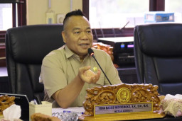 Komisi A DPRD Surabaya Minta PLN Hindari Jam Sibuk agar Vtak Ganggu Pelayanan Masyarakat