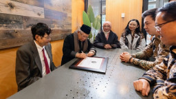 Diplomasi Kuliner di Jantung Sydney, Mantan Wapres KH Ma'ruf Amin Resmikan Pandawa Warung Kopi Halal