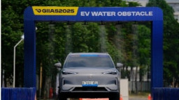 Mikmati Serunya Menjajal Mobil dan Motor Impian di GIIAS 2026