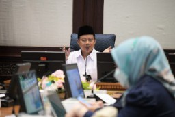 Peduli Nelayan Wagub Jabar Dorong Pembangunan SPBN