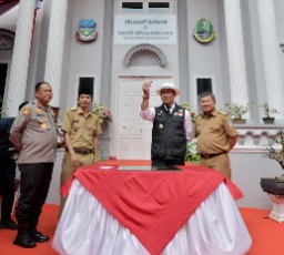 Gubernur Jabar Ridwan Kamil Dorong Kepala Desa Melek Digital