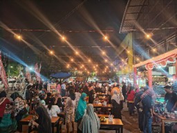 Yuk! Nikmati Live Musik Sambil Berburu Kuliner Enak di Bazar Senja
