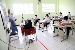 Dispendik Surabaya Siapkan Kelas Khusus