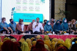 Wali Kota Eri Cahyadi Minta Lurah dan Camat Gelar Pertemuan Rutin