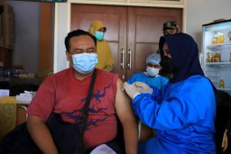 Pemkot Terus Berupaya Seluruh Warga Segera Divaksin