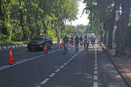 Beberapa Pusat Keramaian dan Jalan Protokol Surabaya Ditutup
