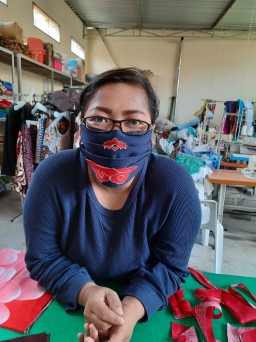 Masker Batik Ala Lily Bojonegoro