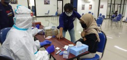 Puluhan Wartawan Pokja DPRD Kota Surabaya Ikuti Rapid Test Covid-19