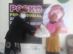 PGN Jatim makoda Ponorogo bagikan sembako dan masker, Kampanyekan pentingny