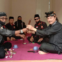 Gus Nuril: Teladani "Nderes Pancasila" PGN Jatim, agar tak mudah dihasut ol