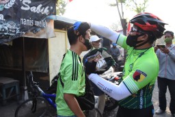 Ngontel Bareng Sepeda Tua, Sosialisasikan Protokol Kesehatan