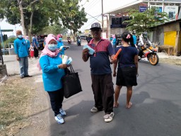 Alumni SMPN 1 Taman Sidoarjo 79 Ajak Gerakan Pakai Masker