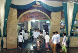 Warga Surabaya Boleh adakan Hajatan saat PPKM