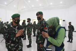Danrem 084/BJ Lantik Personilnya Yang Naik Pangkat