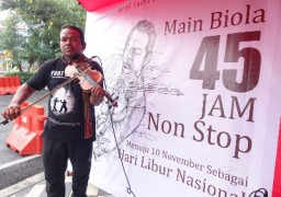 Performance Art Biola 45 Jam Nonstop