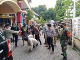 Yustisi PPKM Level 1 Gabungan Tiga Pilar Kecamatan Asemrowo