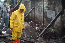 Wakil Walikota Armuji Pimpin Langsung Normalisasi Saluran