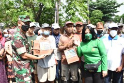 Korem 084/Bhaskara Jaya gelar jum'at Berkah
