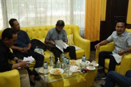 Golkar Surabaya Siap Dampingi Karyawan PT Star Taman Remaja