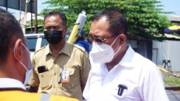 Wakil Walikota Arnuji Pastikan Pemkot Surabaya Tangani Kecelakaan
