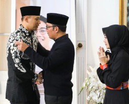 AHY Takziyah Sampaikan Belasungkawa Untuk Eril