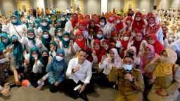 Kader Surabaya Hebat Ngobras Bareng Cak Eri dan Ning Rini