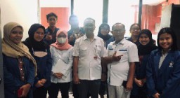 Mahasiswa Magang Mutualisme ITS Bantu Dispendukcapil Surabaya