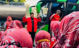 Wakil sekretaris PDIP Surabaya Beri Motivasi Kader Perempuan