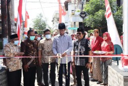 Adi Sutarwijono : Gotong Royong Untuk Menata Lingkungan Lebih Baik