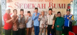 Warga Simo Gunung Barat Gelar Kirab Budaya Dan Tumpengan
