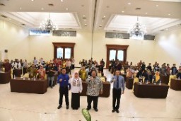 Ratusan Santri di Sidoarjo Dibekali Ilmu Wirausaha
