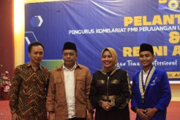 Anas Karno Beri Motivasi dalam Pelantikan PK PMII Perjuangan Unitomo