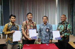 SMK SMTI Makasar Gelar Temu Mitra Industri Dan Alumni Jatim