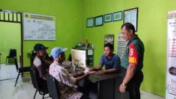 Komsos Babinsa Mengatasi Permasalahan di Wilayah Binaan