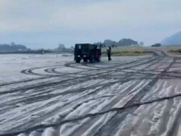 Fenomena Frozen Bromo Nikmati Lautan Pasir