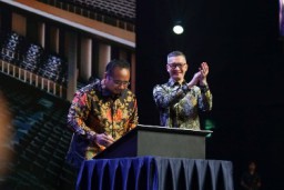 Menteri Agama Resmikan Gereja Mawar Sharon Rooftop