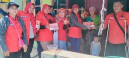 Kader Banteng Bulak Kompak Door to Door Sosialisasikan Ganjar Pranowo