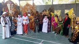Serma Kaskan Dampingi Giat Jalan Sehat dan Karnaval Warga Desa Binaan