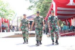 Masyarakat Bangkalan Antusias Ikuti Baksos Kesehatan HUT TNI Ke-78