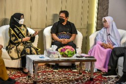 Ketua TP PKK Rini Indriyani Imbau Orang Tua untuk Deteksi Dini Tanda-tanda