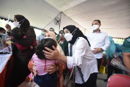 Warga Kecamatan Pakal: Proses Cepat dan Sangat Bermanfaat