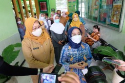 Pemkot Surabaya Gelar Sosialisasi ke Sekolah hingga Ponpes
